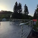 Villa Azbella Zelena Meraja