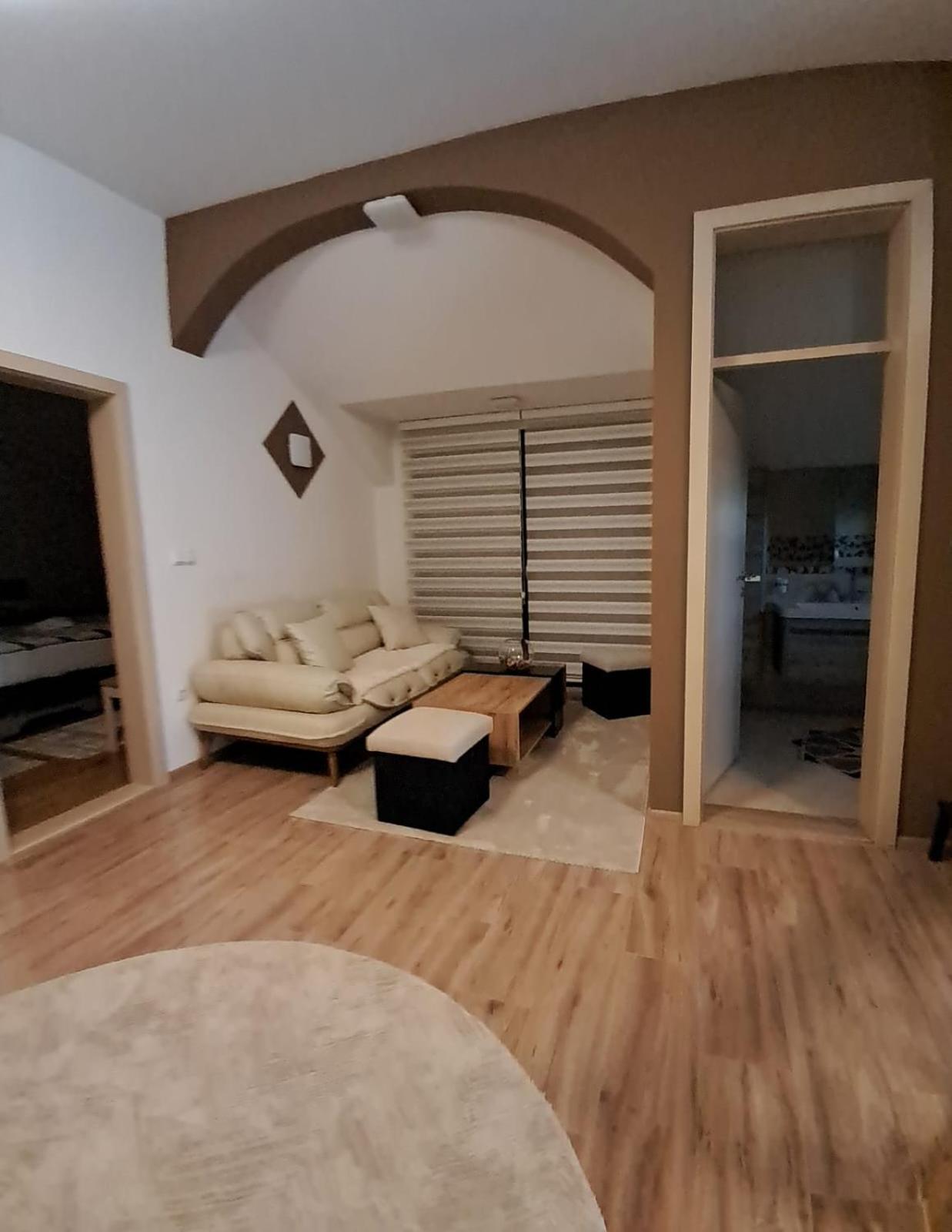 Azbella Zelena Meraja Villa *